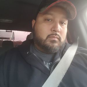 Meet your Posher, Manuel